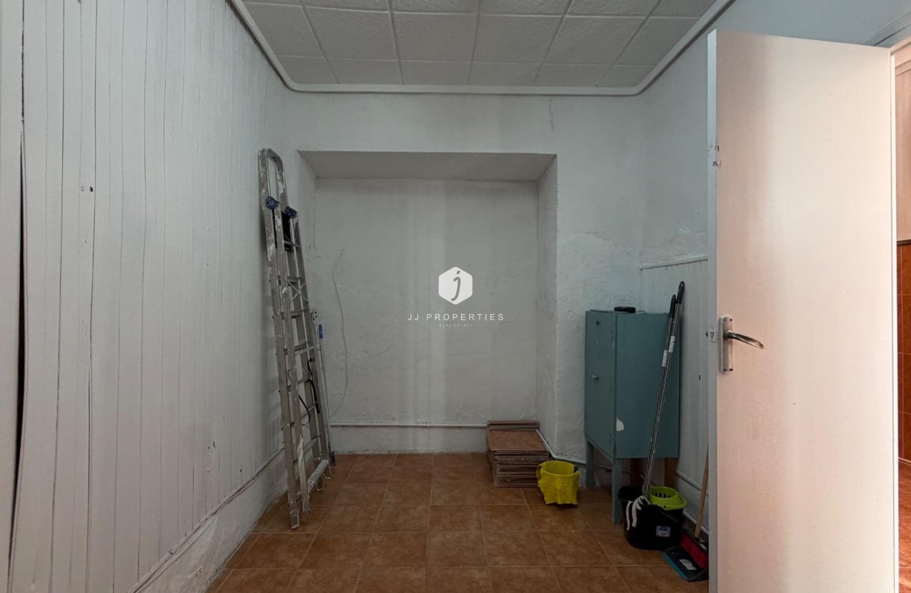 Aus zweiter Hand - Wohnung -
Torrevieja - Centro