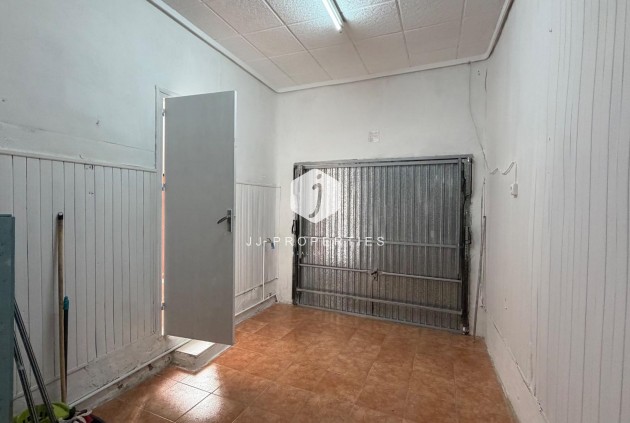 Aus zweiter Hand - Wohnung -
Torrevieja - Centro