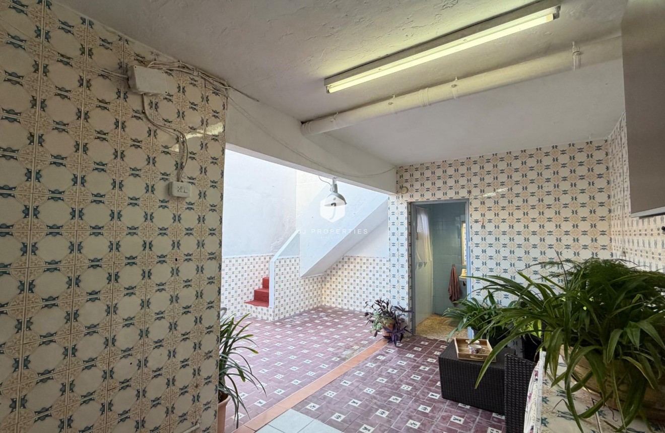 Aus zweiter Hand - Wohnung -
Torrevieja - Centro