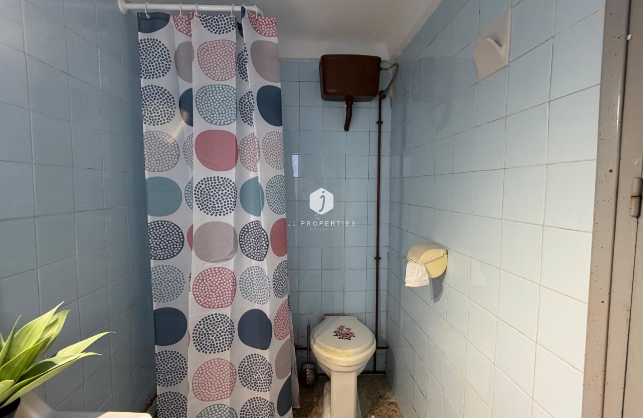 Aus zweiter Hand - Wohnung -
Torrevieja - Centro