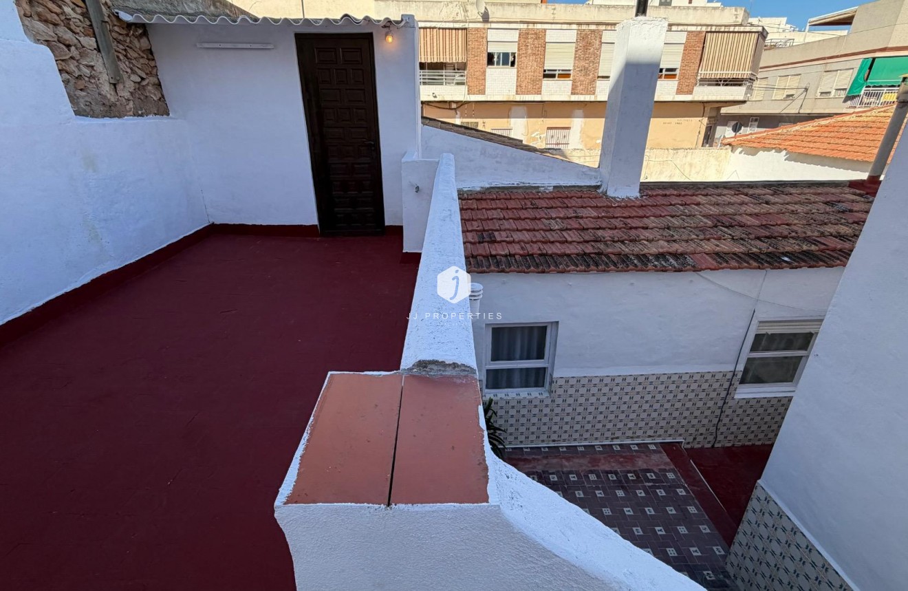 Aus zweiter Hand - Wohnung -
Torrevieja - Centro