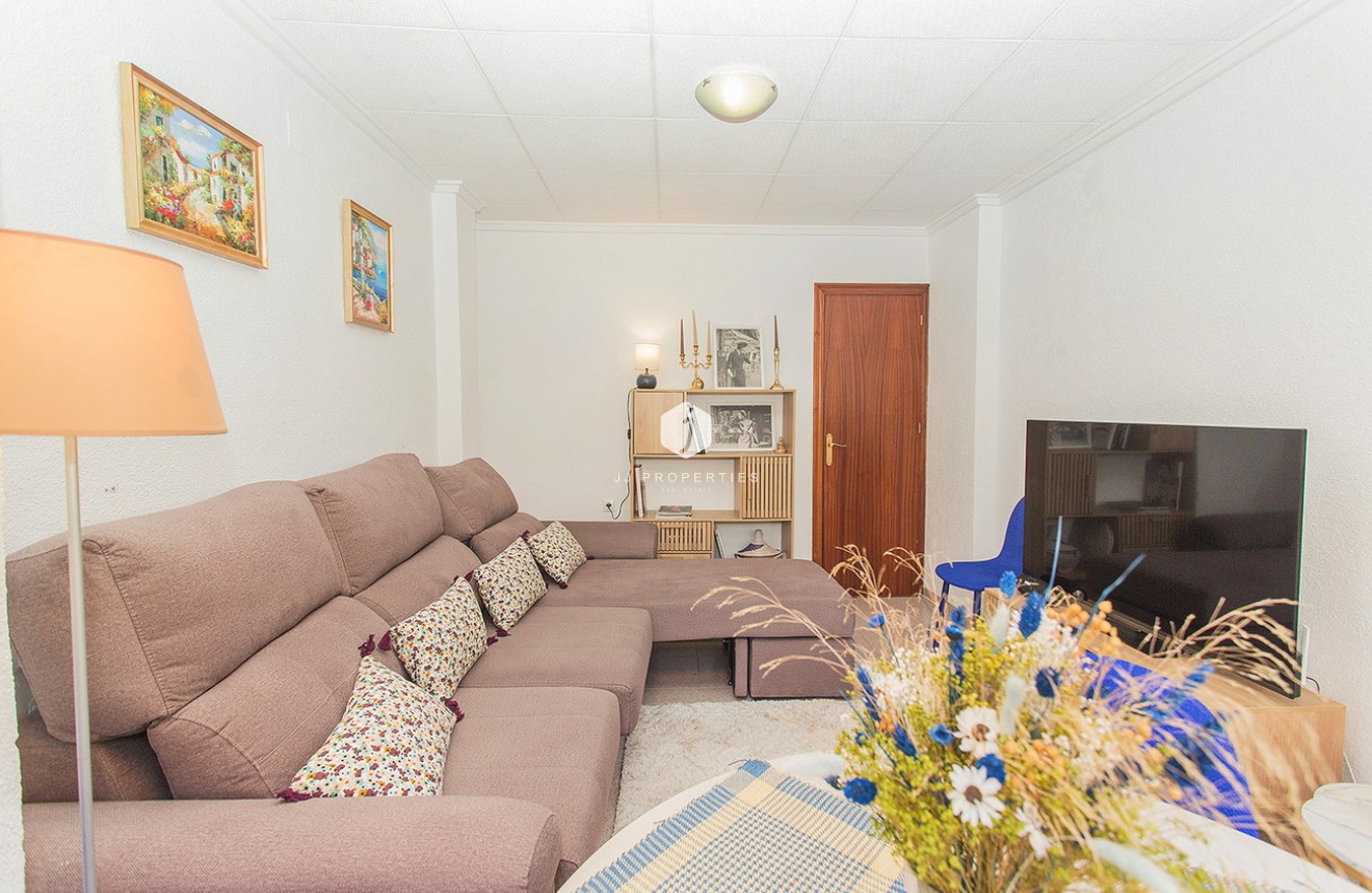 Tweedehands - Chalet -
Torrevieja - Costa Blanca