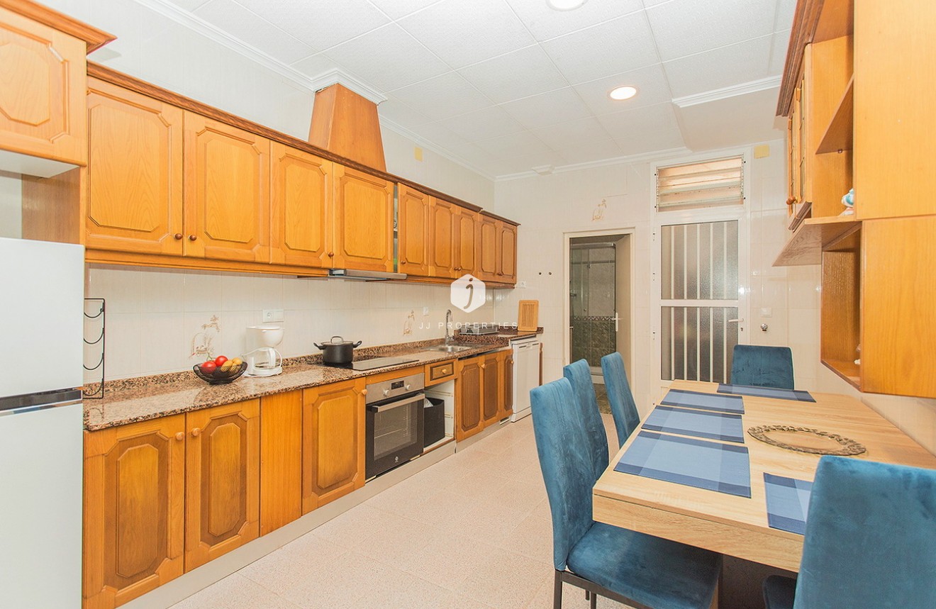 Tweedehands - Chalet -
Torrevieja - Costa Blanca