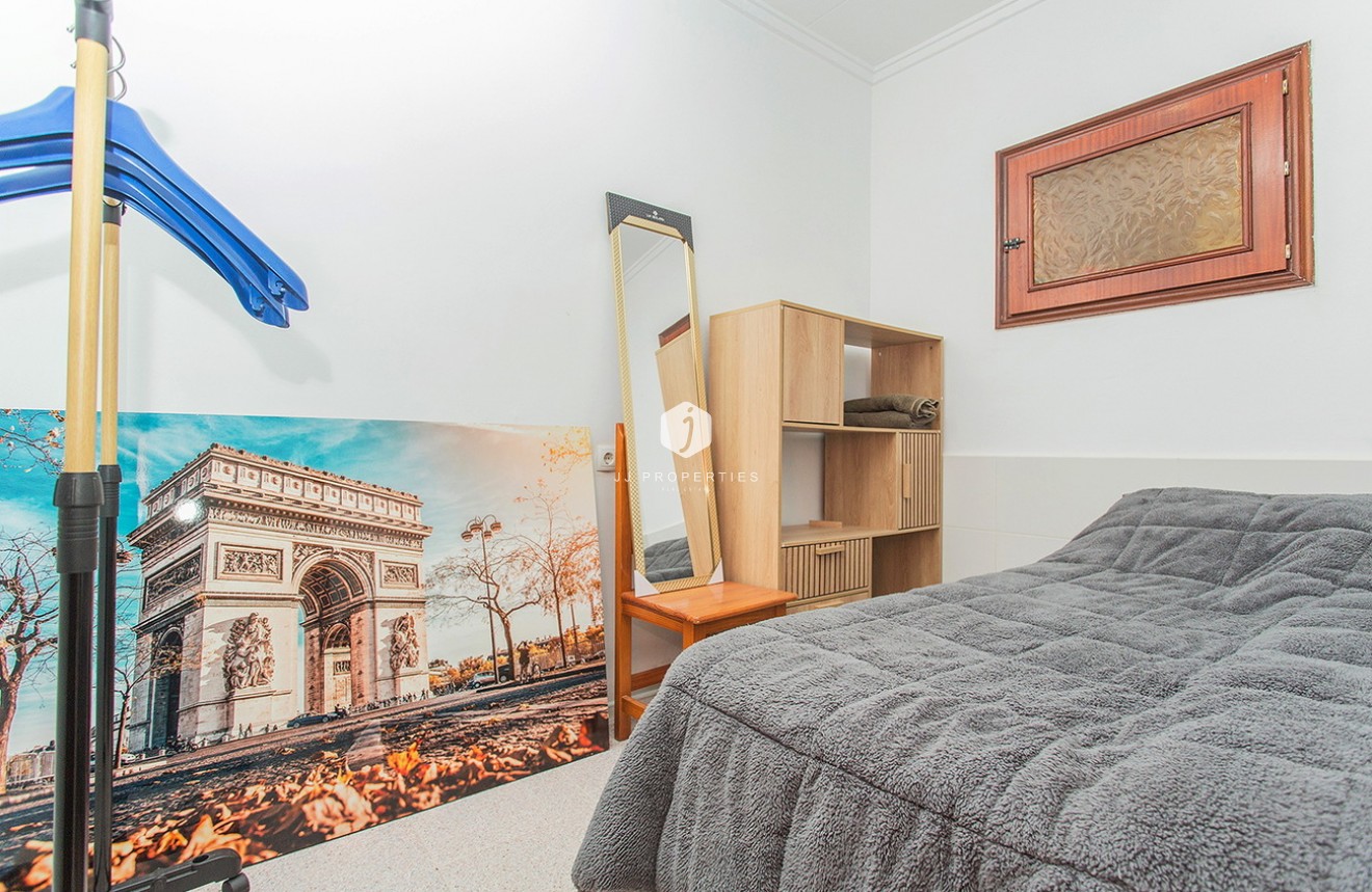 Tweedehands - Chalet -
Torrevieja - Costa Blanca