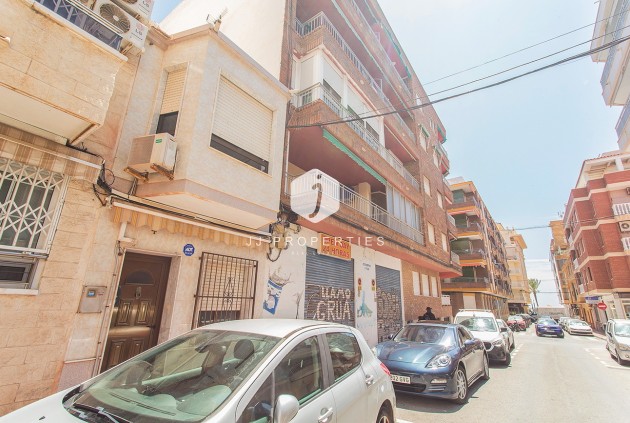 Tweedehands - Chalet -
Torrevieja - Costa Blanca