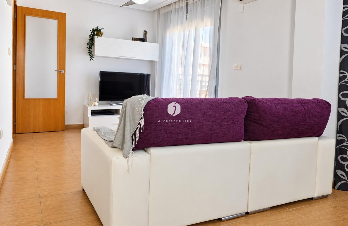 Z drugiej ręki - Mieszkanie w bloku -
Torrevieja - Centro - Muelle Pesquero