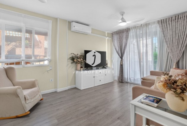 Segunda mano - Apartamento / piso -
Torrevieja - Costa Blanca