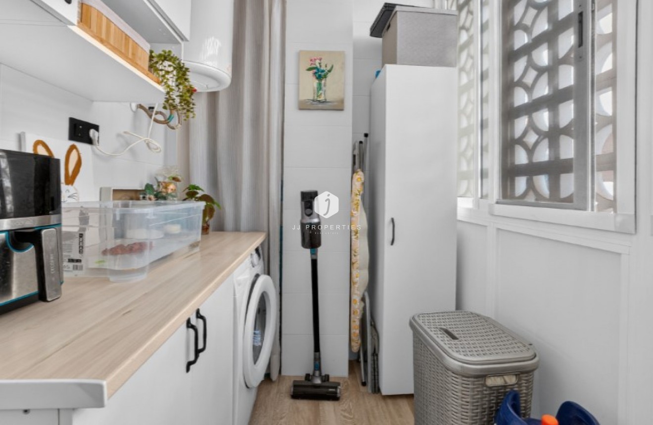 Segunda mano - Apartamento / piso -
Torrevieja - Costa Blanca