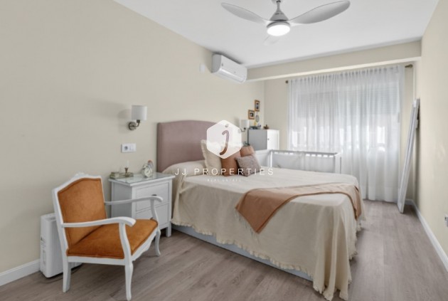 Segunda mano - Apartamento / piso -
Torrevieja - Costa Blanca