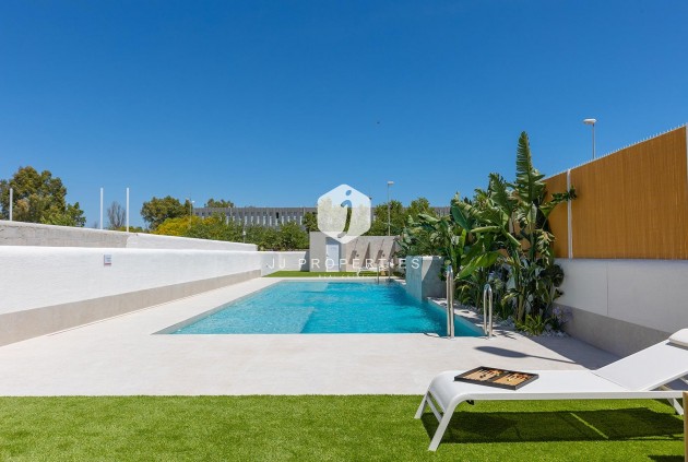 Nowy budynek - Bungalow -
Dolores - Sector 3