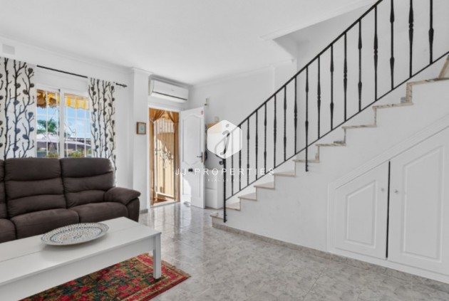 Tweedehands - Chalet -
Torrevieja - Costa Blanca