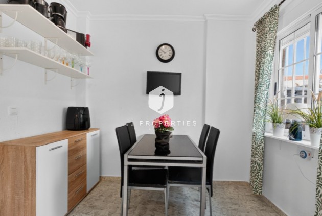 Tweedehands - Chalet -
Torrevieja - Costa Blanca