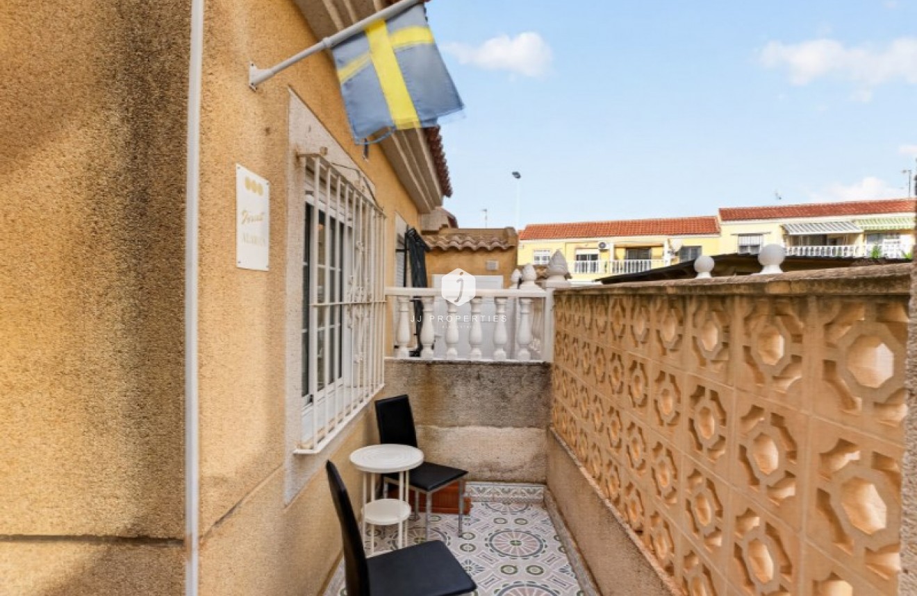 Tweedehands - Chalet -
Torrevieja - Costa Blanca