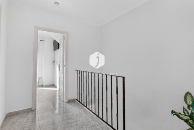 Tweedehands - Chalet -
Torrevieja - Costa Blanca