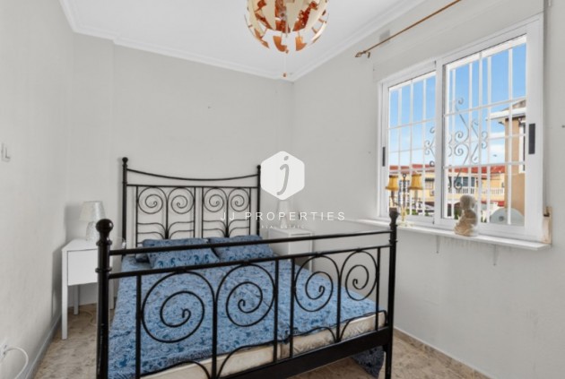 Tweedehands - Chalet -
Torrevieja - Costa Blanca