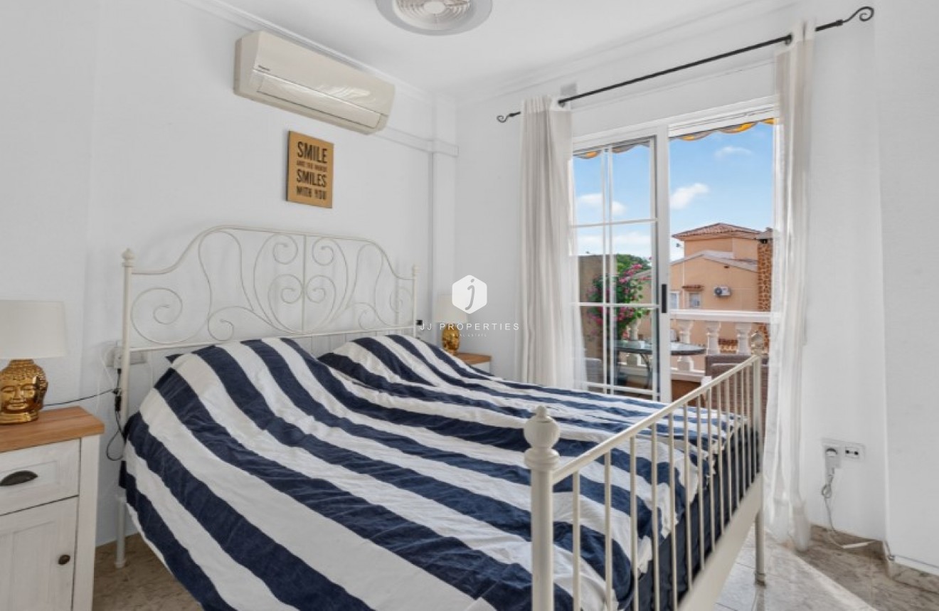 Tweedehands - Chalet -
Torrevieja - Costa Blanca