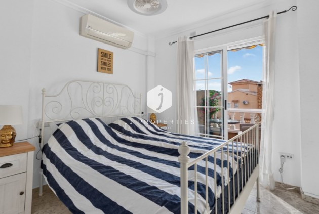 Tweedehands - Chalet -
Torrevieja - Costa Blanca
