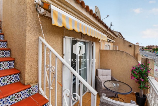 Tweedehands - Chalet -
Torrevieja - Costa Blanca