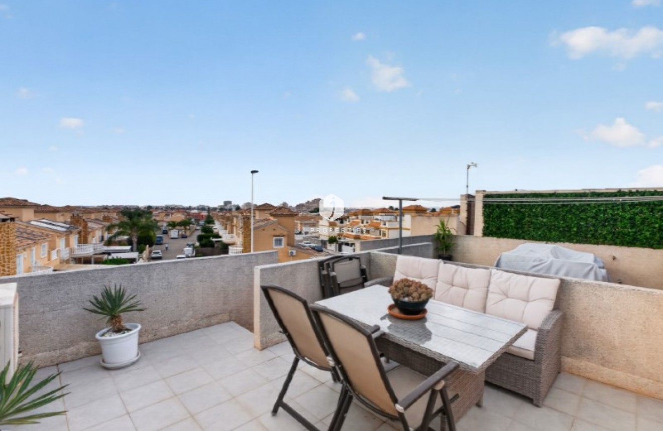 Tweedehands - Chalet -
Torrevieja - Costa Blanca