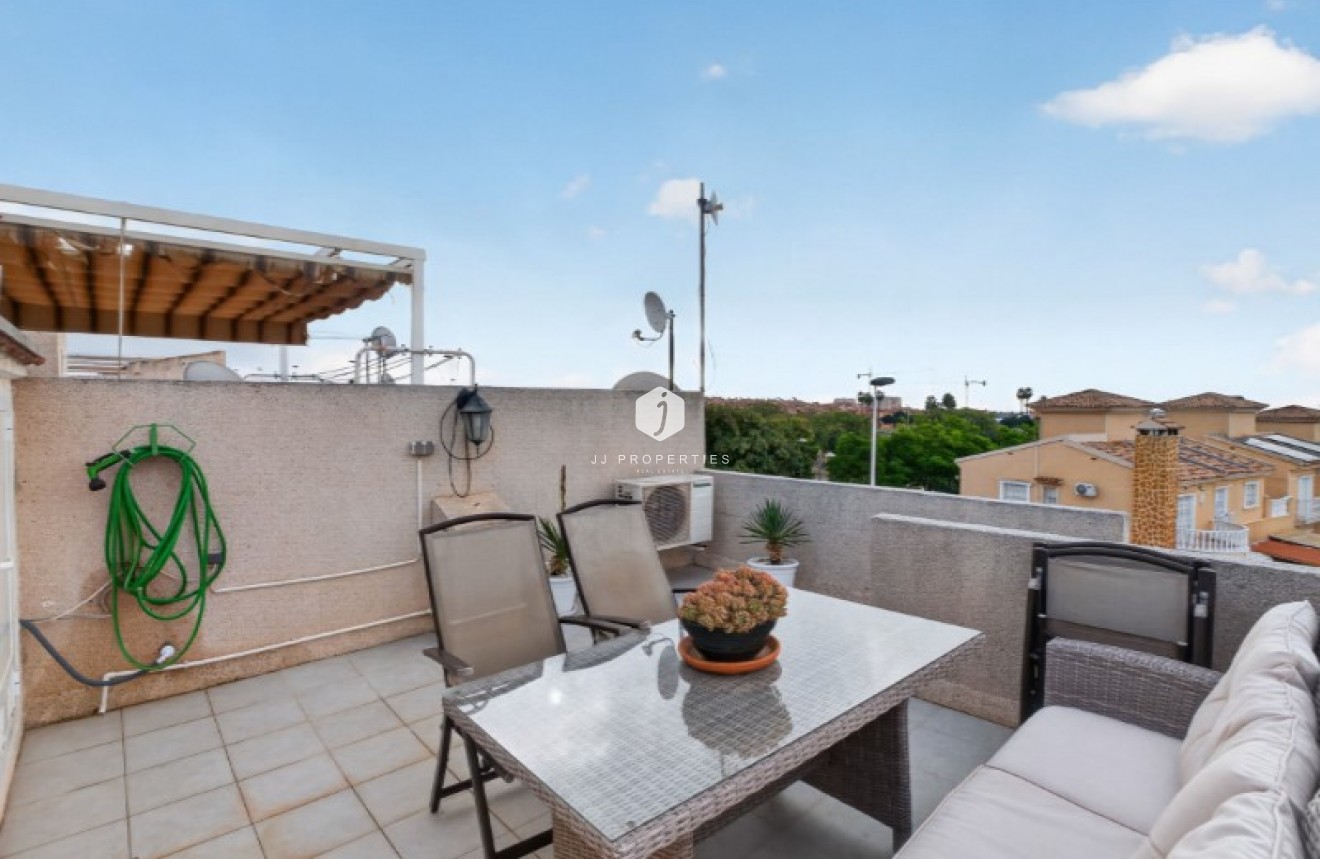 Tweedehands - Chalet -
Torrevieja - Costa Blanca