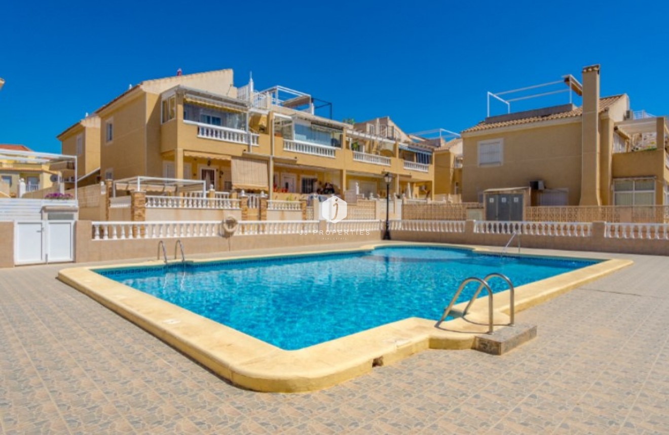 Tweedehands - Chalet -
Torrevieja - Costa Blanca