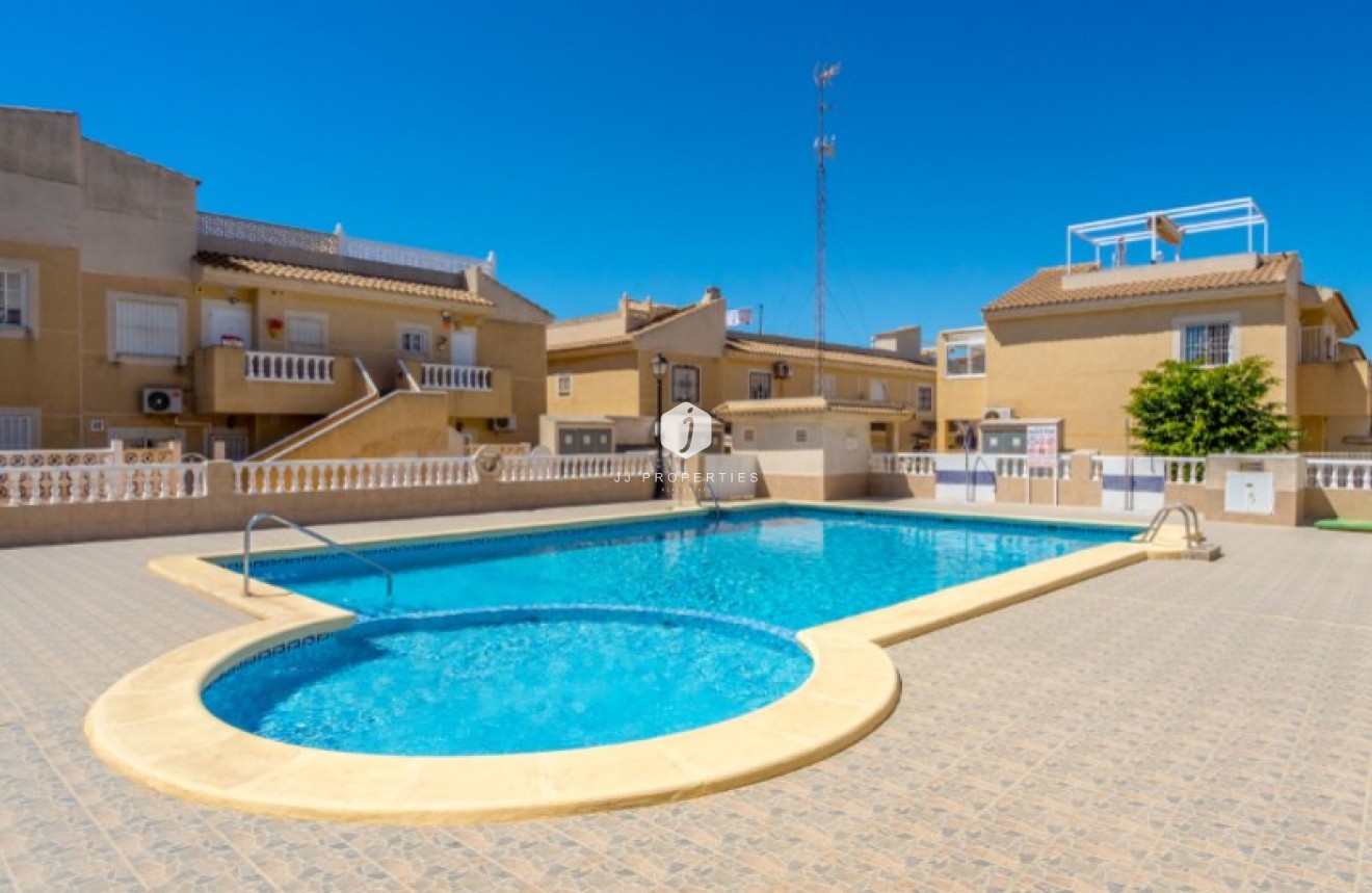 Tweedehands - Chalet -
Torrevieja - Costa Blanca