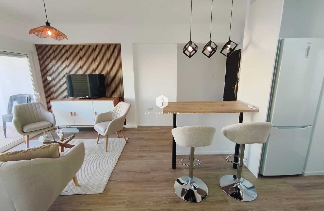 Tweedehands - Penthouse -
Punta Prima - Costa Blanca