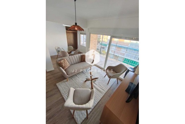 Tweedehands - Penthouse -
Punta Prima - Costa Blanca