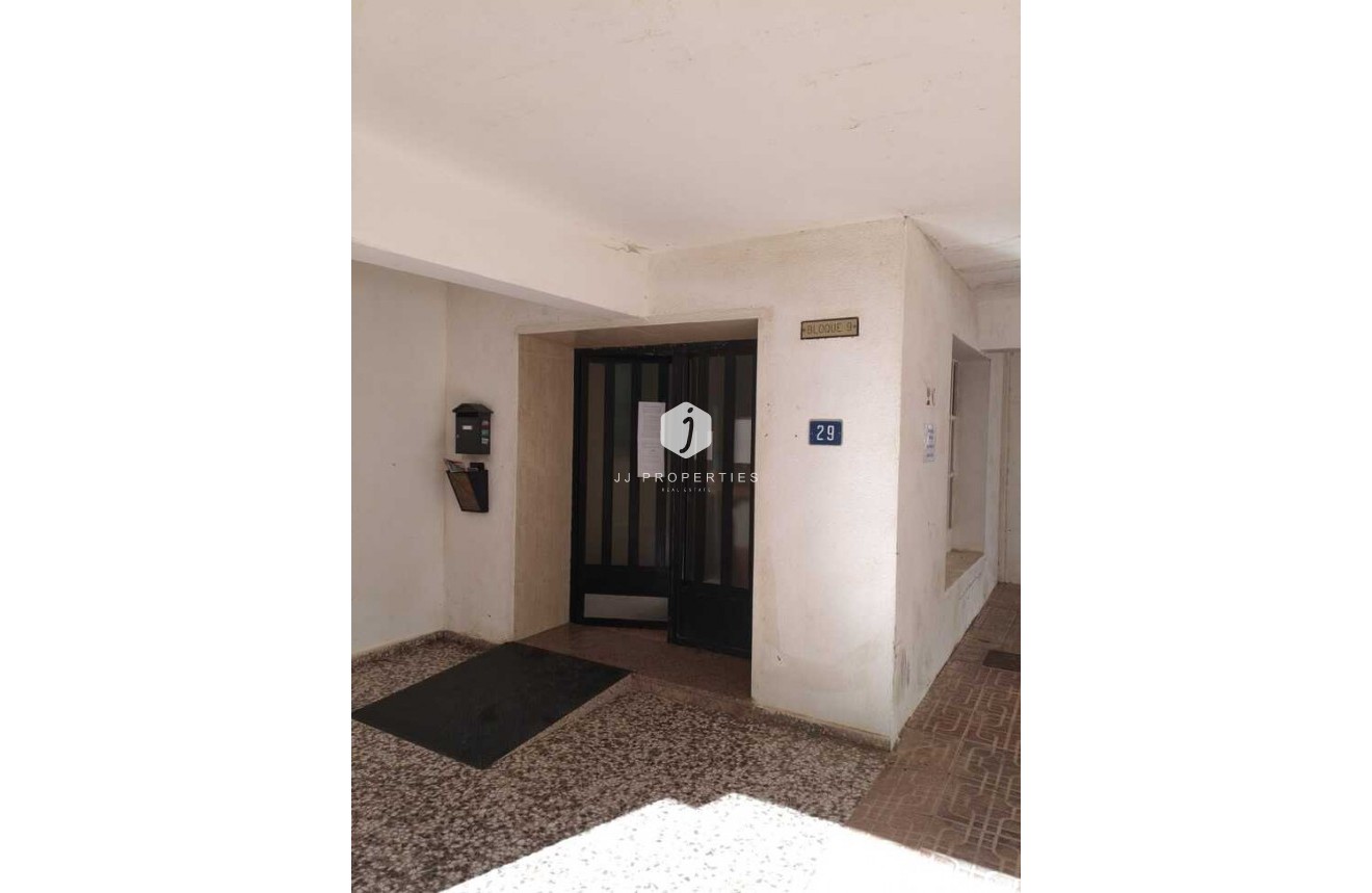 Tweedehands - Penthouse -
Punta Prima - Costa Blanca