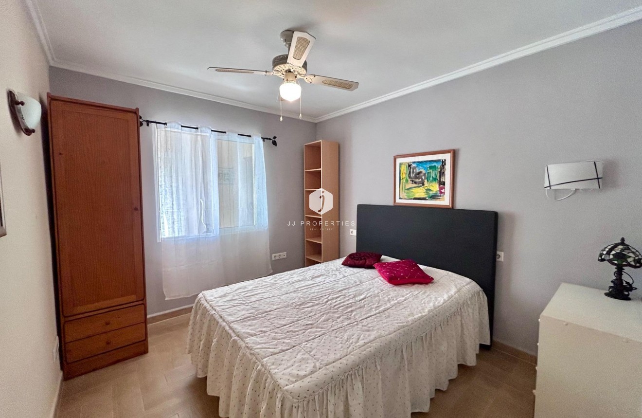 Segunda mano - Chalet -
Torrevieja - La Siesta - El Salado - Torreta