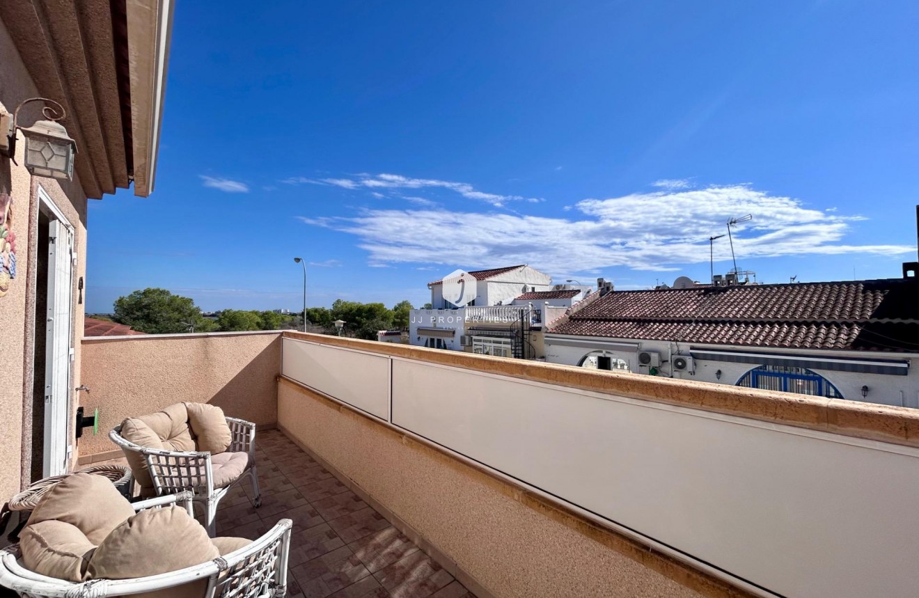 Segunda mano - Chalet -
Torrevieja - La Siesta - El Salado - Torreta