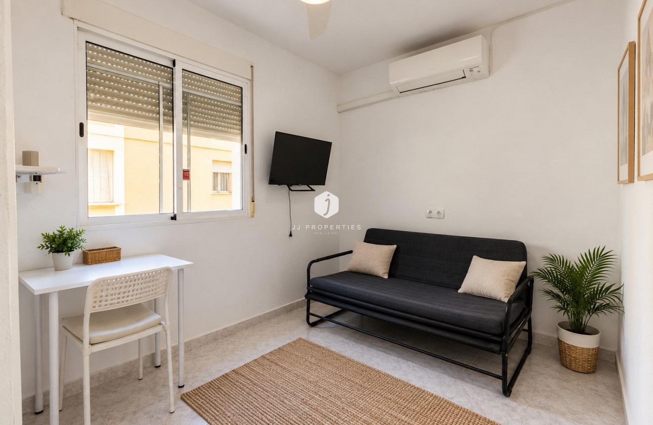 Aus zweiter Hand - Bungalow -
Torrevieja - Costa Blanca